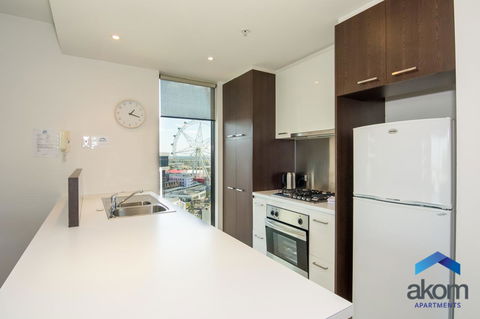 AKOM AT Docklands - ACT Tourism 14