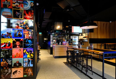 The Jazz Corner Hotel Melbourne - ACT Tourism 36