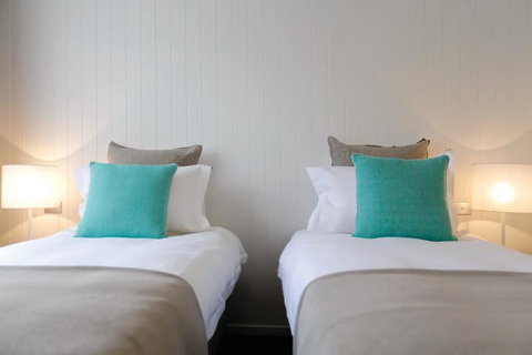 Lakes Edge Apartments - ACT Tourism 5