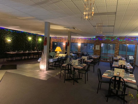Mountain Creek Motel Bar & Restaurant - ACT Tourism 14