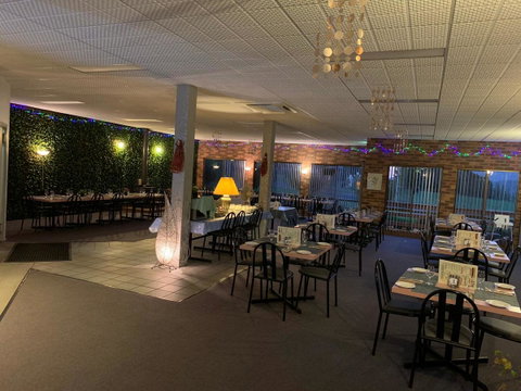 Mountain Creek Motel Bar & Restaurant - ACT Tourism 17