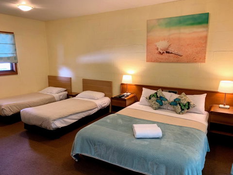 Mountain Creek Motel Bar & Restaurant - ACT Tourism 34
