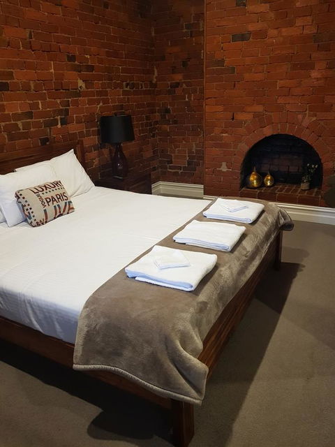 Sublime Spa Apartments - ACT Tourism 1