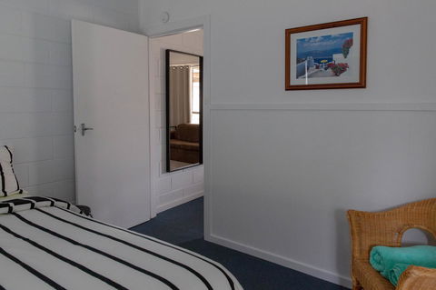 Prom Coast Apartments - ACT Tourism 1