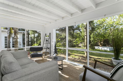 Oasis On Grange - ACT Tourism 3