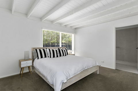 Oasis On Grange - ACT Tourism 11