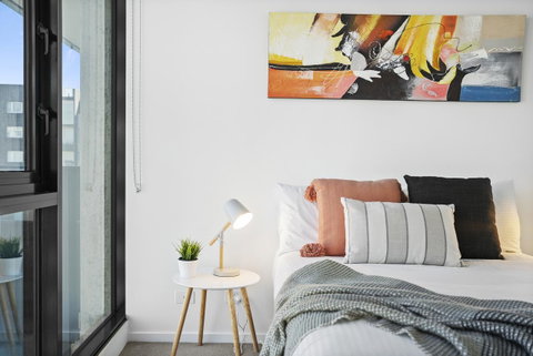 Complete Host Tiara Apartments - ACT Tourism 12