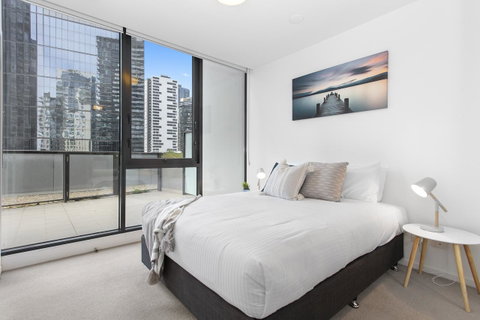 Complete Host Tiara Apartments - ACT Tourism 23