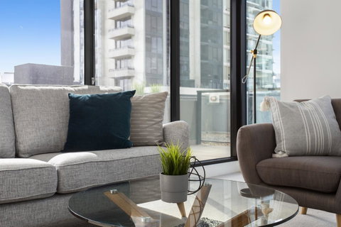 Complete Host Tiara Apartments - ACT Tourism 21