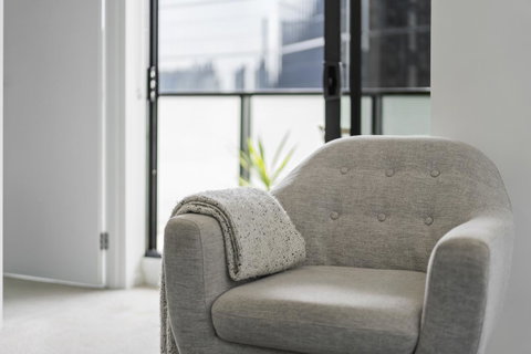 Complete Host Tiara Apartments - ACT Tourism 30