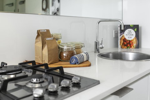 Complete Host Tiara Apartments - ACT Tourism 25