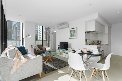 Complete Host Tiara Apartments - ACT Tourism 27