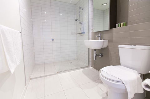 Southern Cross Serviced Apartments - ACT Tourism 3