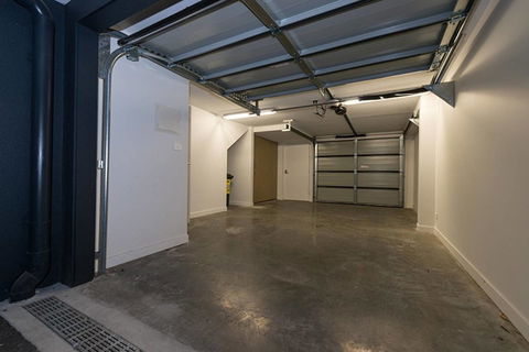 Doncaster Private Collection 2 Bed Townhouse@Pearl - ACT Tourism 13
