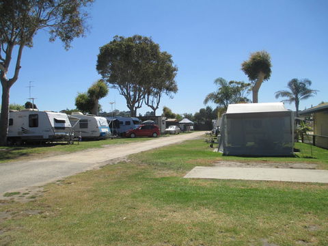 Echo Beach Tourist Park - ACT Tourism 38