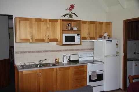 Shady Brook Cottages - ACT Tourism 27