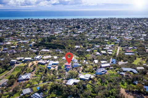 Beachside House - ACT Tourism 25