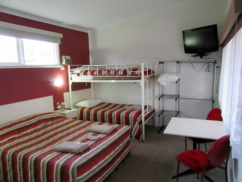 The Highlander Motel - 24HR Check In - ACT Tourism 17