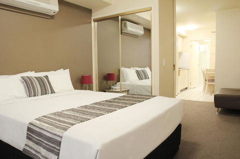 HarbourView Apartment Hotel (now Arrow On Spencer) - ACT Tourism 11