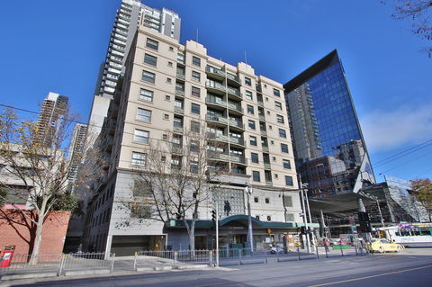 HarbourView Apartment Hotel (now Arrow On Spencer) - ACT Tourism 0