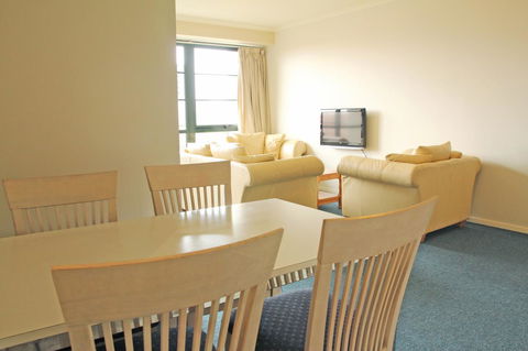 HarbourView Apartment Hotel (now Arrow On Spencer) - ACT Tourism 12