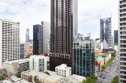 AKOM Melbourne - ACT Tourism 0