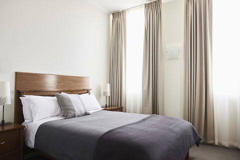 Plough Hotel - ACT Tourism 1