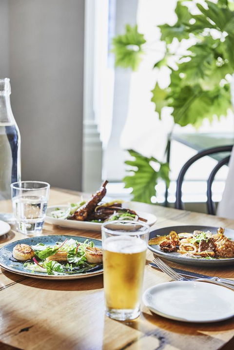 Plough Hotel - ACT Tourism 22