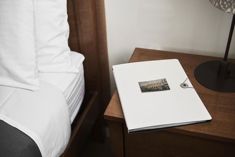 Plough Hotel - ACT Tourism 10