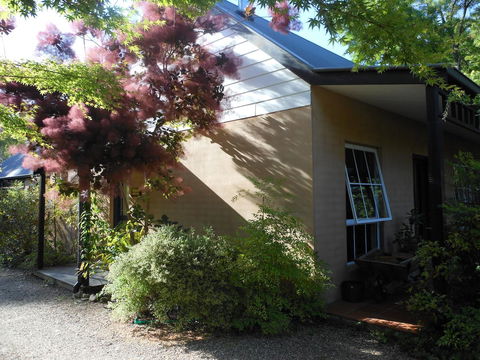 Merrimeet Cottages - ACT Tourism 27