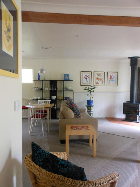 Merrimeet Cottages - ACT Tourism 22