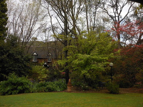 Merrimeet Cottages - ACT Tourism 20