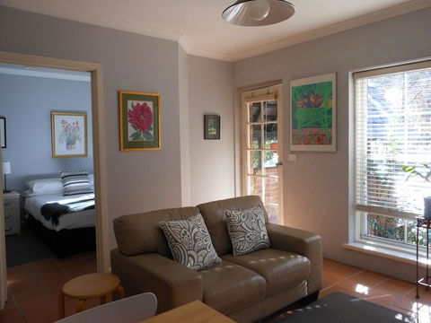 Merrimeet Cottages - ACT Tourism 38
