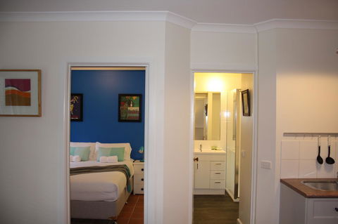Merrimeet Cottages - ACT Tourism 14
