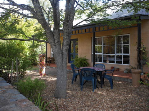 Merrimeet Cottages - ACT Tourism 39