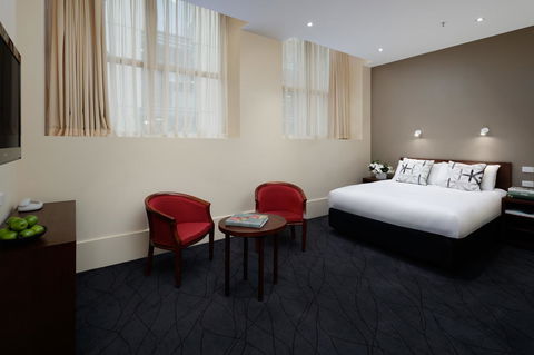 The Victoria Hotel - ACT Tourism 23