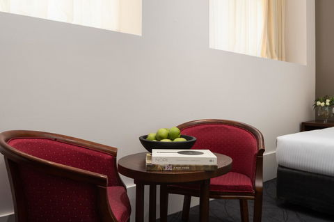 The Victoria Hotel - ACT Tourism 10