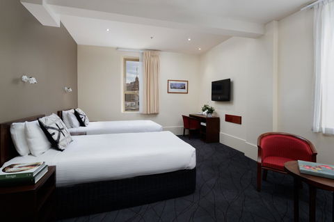 The Victoria Hotel - ACT Tourism 39