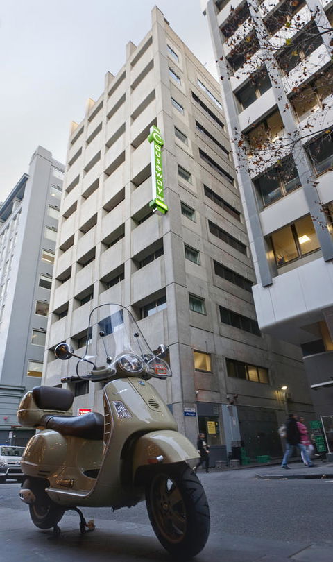Causeway 353 Hotel - ACT Tourism 3