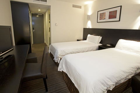 Causeway 353 Hotel - ACT Tourism 26