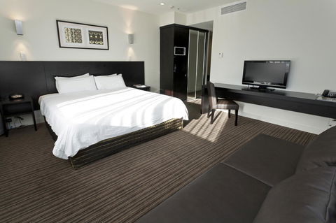 Causeway 353 Hotel - ACT Tourism 8