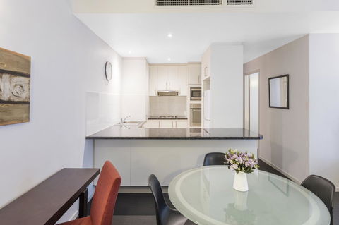 Riverside Apartments Melbourne (formerly Best Western Riverside Apartments) - ACT Tourism 23