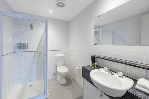Riverside Apartments Melbourne (formerly Best Western Riverside Apartments) - ACT Tourism 37