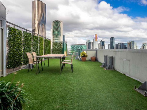 Riverside Apartments Melbourne (formerly Best Western Riverside Apartments) - ACT Tourism 1