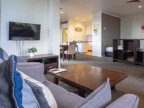 Riverside Apartments Melbourne (formerly Best Western Riverside Apartments) - ACT Tourism 8
