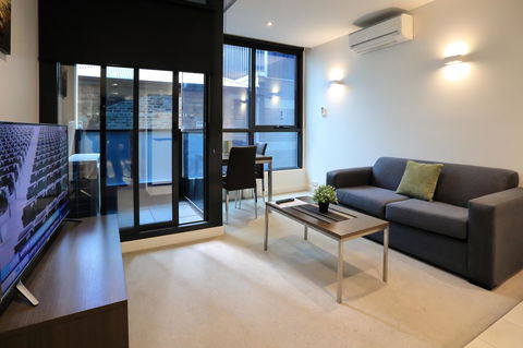 Flinders Street Apartments - ACT Tourism 21
