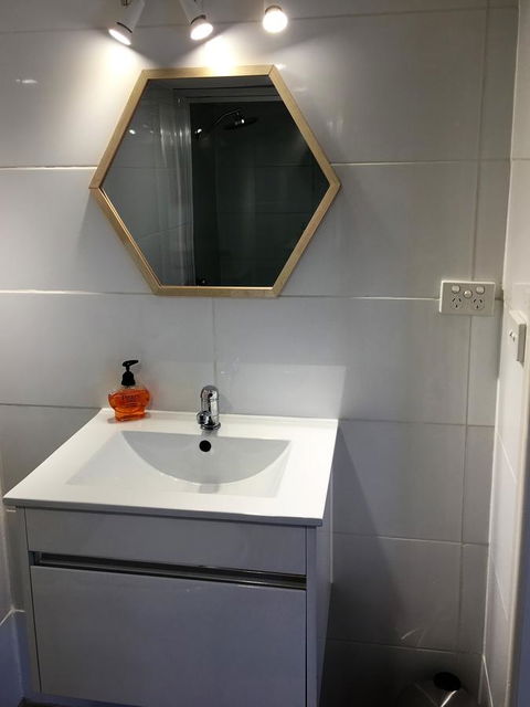 The Cosy Bungalow - ACT Tourism 9