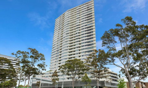 Breathtaking View Apartment With Gym & Sauna - ACT Tourism 3