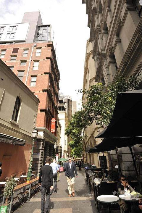 Metro Apartments On Bank Place - ACT Tourism 8