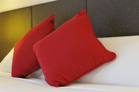 Metro Apartments On Bank Place - ACT Tourism 6